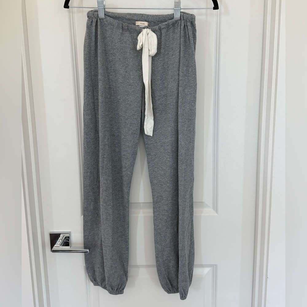 Eberjey Gray Sweatpants with Cream Drawstring